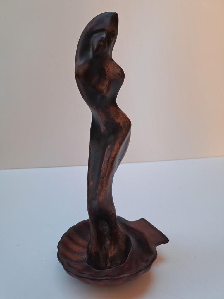 Akt, skulptura sa postamentom piksla, patinirana terakota, 35 cm visoka, akademski vajar Dušan Rajšić, sertifikat, 110 eura